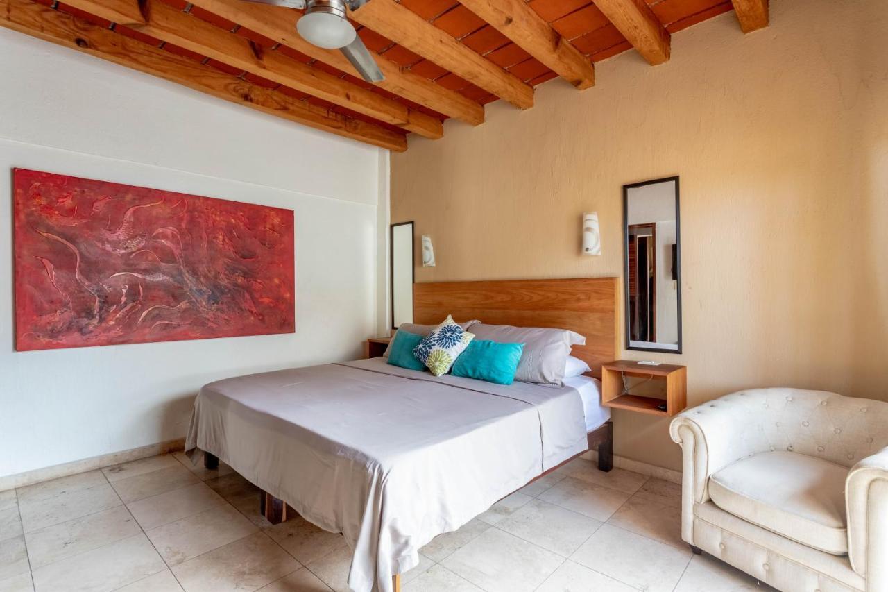 Olas Altas Suites Departamentos プエルトバラータ エクステリア 写真